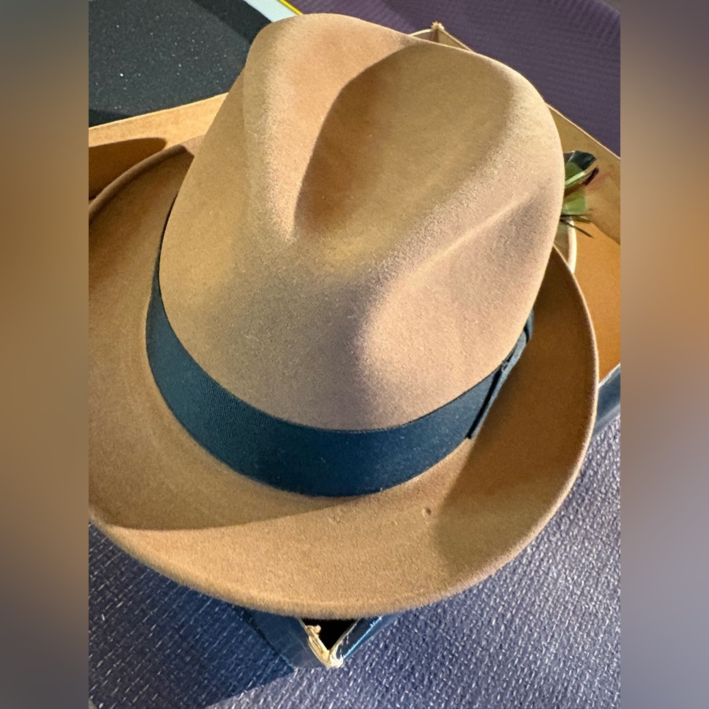 Dobbs Classic Fedora Hat in Tan Beige Color EUC